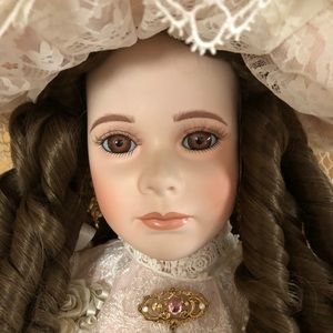 Thelma Resch”Lady Jane”Designer Guild, LTD Edition